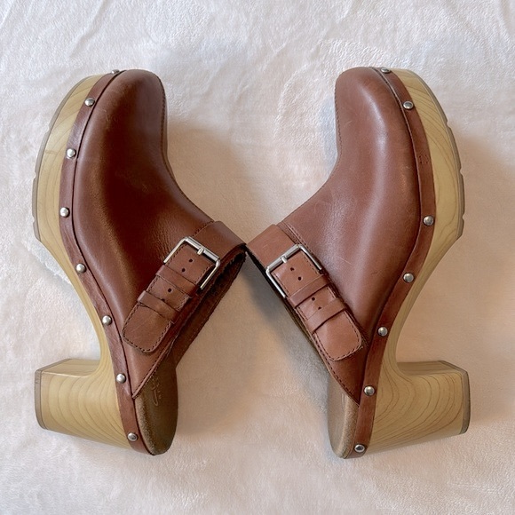 Clarks Women's Brown Leather Clogs - Picture 8 of 12